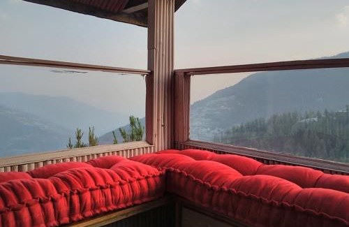 Kumharsain Hotel | THE WONDERLAND COTTAGES & Cafe
