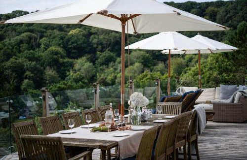 Salcombe House | The Wood