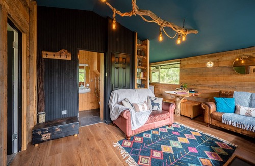 Bunloit Ski Chalet | The Wood Hatch Cabin at Ancarraig Lodges, Loch Ness