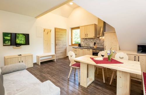 Ukanc Apartment | The Woodland Nook Apartments Bohinj - Standard Two Bedroom Apartment with Balcony (owner D)