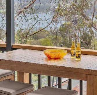 Merimbula House | The Woodpecker