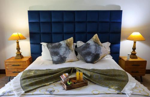 Pretoria House | The Woodpecker Inn