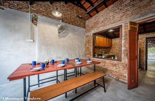 Malacca City House | The Woods Cottage Near Jonker Melaka by I Housing