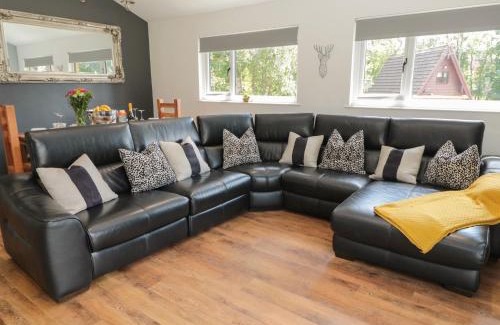 Otterburn House | The Woodside