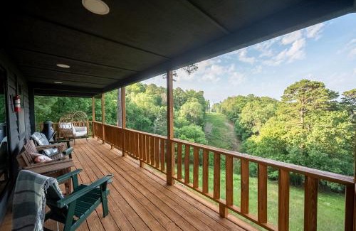 Eureka Springs Hotel | The Woodsman Lodge