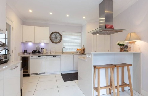 Woodstock Cottage | The Woodstock Hideaway - Breathtaking 4bdr House
