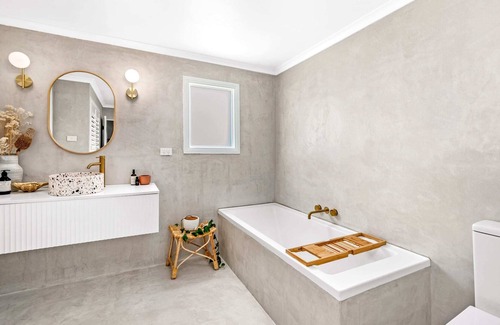 Aberdare House | The Woodview - Hot tub & Pet Friendly!
