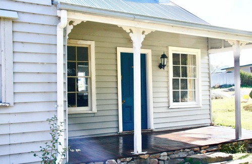 Tenterfield Cottage | The Workers Cottage, a lovingly restored historic home in Tenterfield