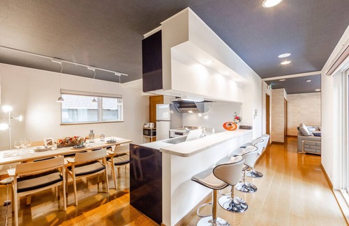 Kita Ward House | The Worldwide House