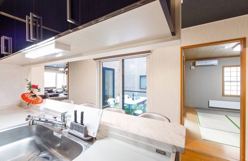 Kita Ward House | The Worldwide House