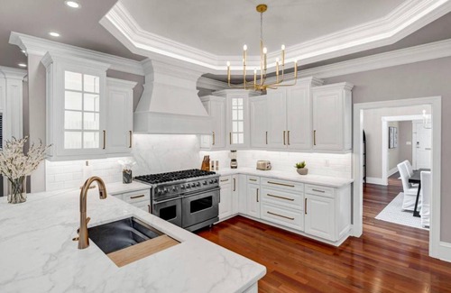 Earlewood House | The Wren 2 BR 2.5 BA Renovated