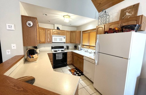Spring Brook House | The Wrens Nest @ Spring Brook Resort