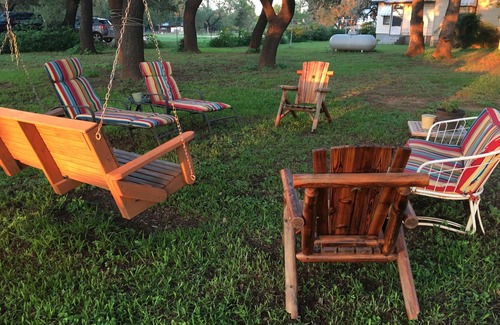 Johnson City Cabin | The Writer’s Cabin