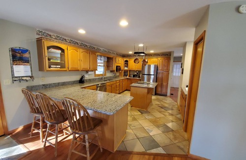 Rockbridge House | The Wye Oak - Hocking Hills scenic nature retreat!