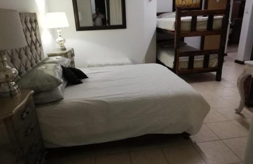 Humewood House | The Wynford Lodge