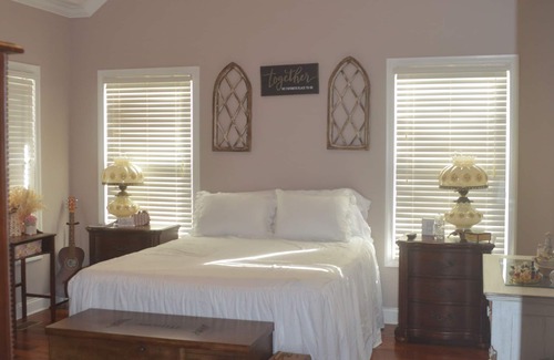 Knox County Other | The Yellow Farmhouse