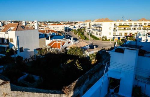 Tavira Villa | The Yellow House