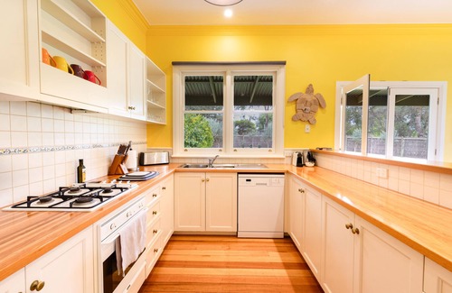 Mannerim Other | The Yellow House - Vineyard Stay