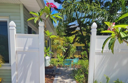 Englewood Villa | The Yellowtail, at Paradise Cove