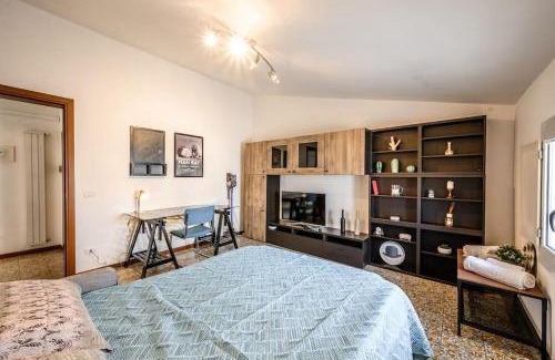 Buon Pastore-Sant'Agnese-San Damaso Apartment | The Youth House near Downtown & Hesperia Hospital
