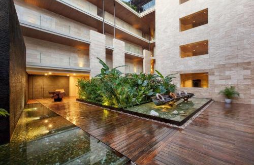 Gonzalo Guerrero Hotel | The Yucatan Playa Del Carmen, Tapestry Collection By Hilton