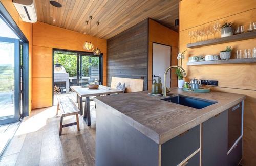 Onetangi Ski Chalet | The Yurts at Obsidian View - Stay Waiheke