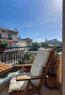 Kalamaria Apartment | TheAretsouPlace, Luxury Apartment in Kalamaria, 200m from the Sea with Parking