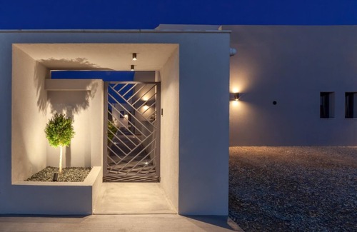 Nea Iraklia Apartment | Theasea Luxury Suites- Bungalow 1