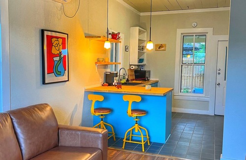 Near East Side House | TheEastsider-Frost Bank Center/Convention Center/Alamodome/Riverwalk