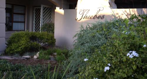 Somerset West Apartment | Theebos