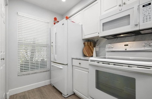 Plantation Condo | THEIR LOSS, YOUR GAIN! JAN & FEB 2026 AVAILABLE!