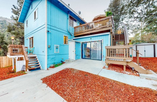 Frazier Park House | Themed Gated Retreat with Media Room, Large Deck & Fenced Dog-Friendly Yard