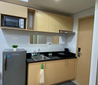 Santo Cristo Apartment | Theodore Alfonzo rental