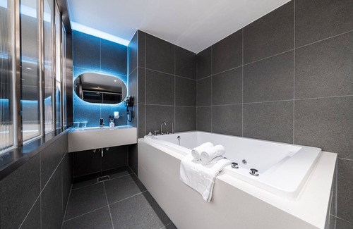 Sacheon Hotel | TheOne Hotel