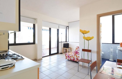 Caucana-finaiti-casuzze-finaiti Nord Apartment | These 6 recently built, simply furnished apartments are located about 300m from the sea.