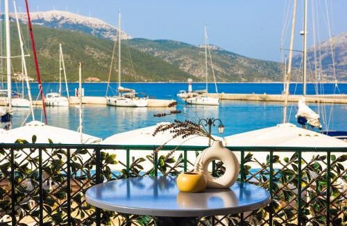 Sami House | Theseus Seafront House
