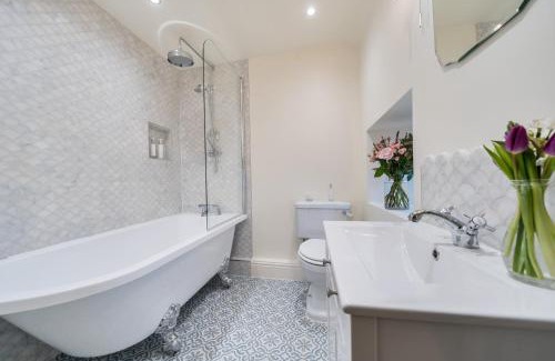 Salcombe House | Thimble Cottage, Salcombe