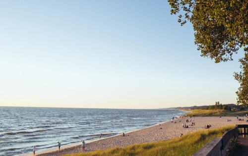 Douglas Villa | Third Coast Hideaway