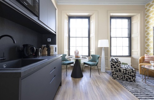 New Town Hotel | Thirty Castle Street