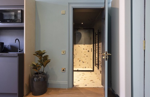 New Town Hotel | Thirty Castle Street