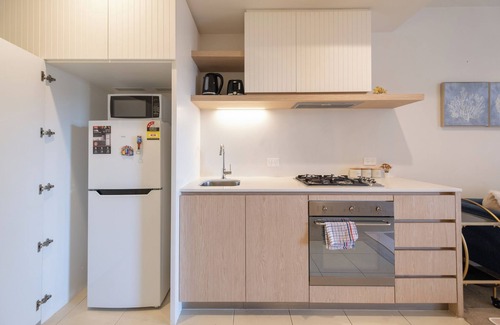 Caulfield East Apartment | This apartment is a 2 bedroom(s), 1 bathrooms, located in Caulfield North, VIC.