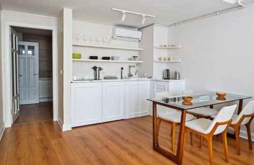Arnavutkoy Apartment | This apartment is a 1 bedroom(s), 1 bathrooms, located in Beşiktaş, İstanbul.
