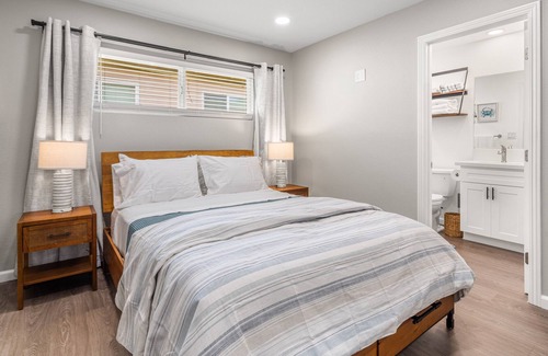 Port Hueneme Apartment | This apartment is a 1 bedroom(s), 1 bathrooms, located in Port Hueneme, CA.