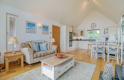 Winsham Cottage | This beautiful lodge ticks all the boxes for your next break in the Somerset countryside.