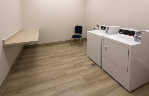 Southcenter House | This brand new room is centrally located in Tukwila, WA !