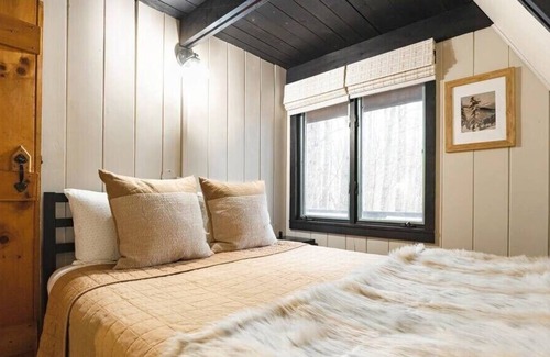 East Jamaica Cabin | This cabin is a 2 bedroom(s), 1.5 bathrooms, located in Jamaica, VT.