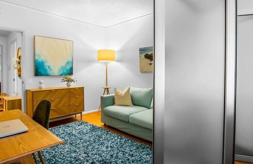 Bulimba Apartment | This charming 1-2 bedroom unit located in the suburb of Bulimba is a must stay!