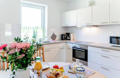 Wees Apartment | This charming vacation home Landidyll is located in Oxbüll in the municipality of Wees, it i