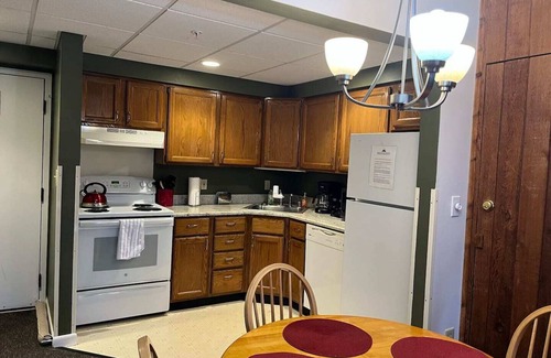 Killington Condo | This condominium is a 0 bedroom(s), 1 bathrooms, located in Killington, VT.