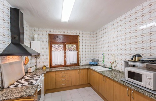 Alforja House | This cozy cottage is located in an excellent location at the foot of the mountains of Prades, a regi